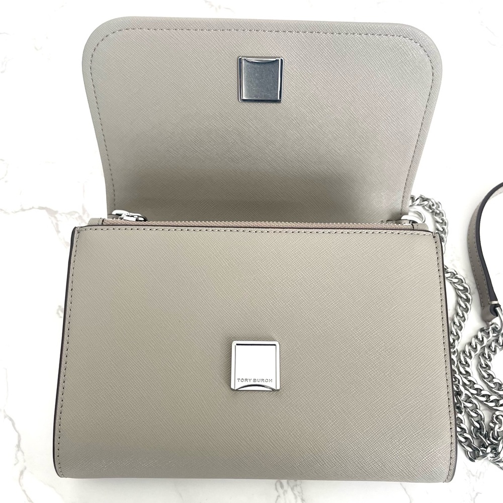 ❌❌SOLD❌❌ New Tory Burch Emerson Crossbody Wallet on Chain Gray - Picture 6 of 9